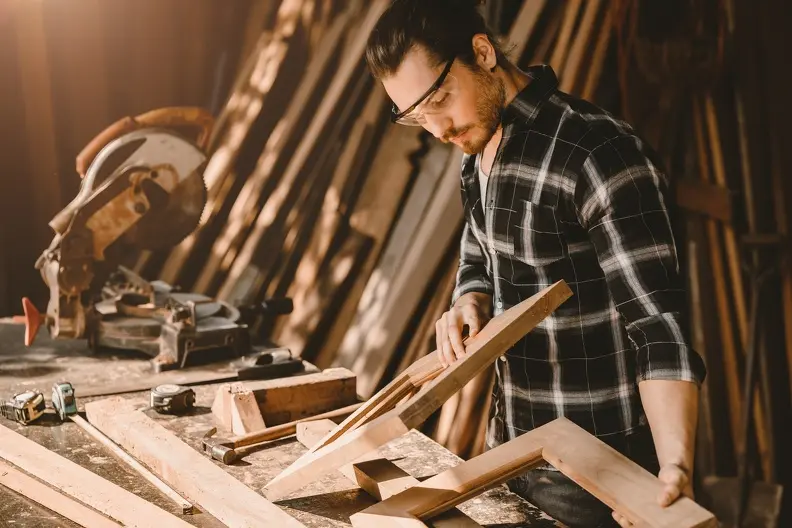 How Carpentry Services Enhance Your Outdoor Living Space in Brooklyn NY